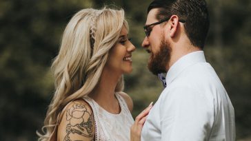 She Sends You Mixed Messages. Should You Keep Pursuing Her?