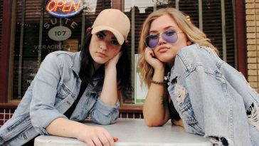 Top 10 BEST Countries to Meet Beautiful Women