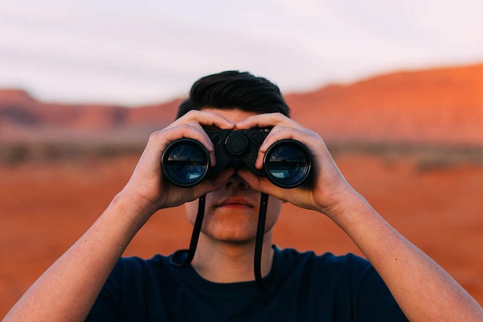 binoculars-1209011_960_720